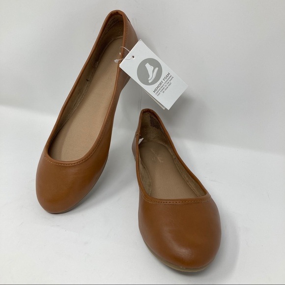 Universal Thread Shoes - Everly Round Toe Ballet Flats - Universal Thread